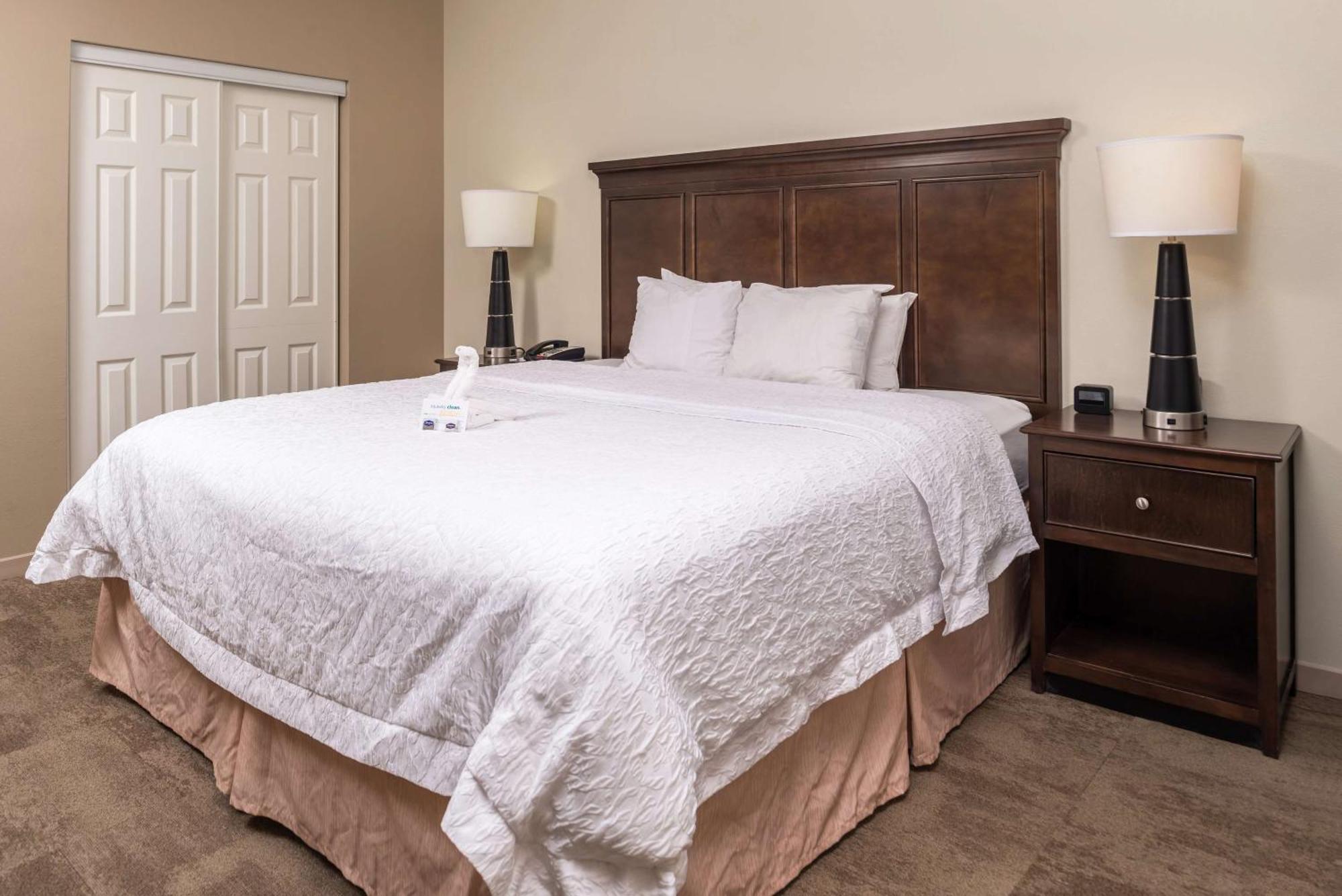 Hampton Inn & Suites Charlotte Arrowood Rd Exteriér fotografie