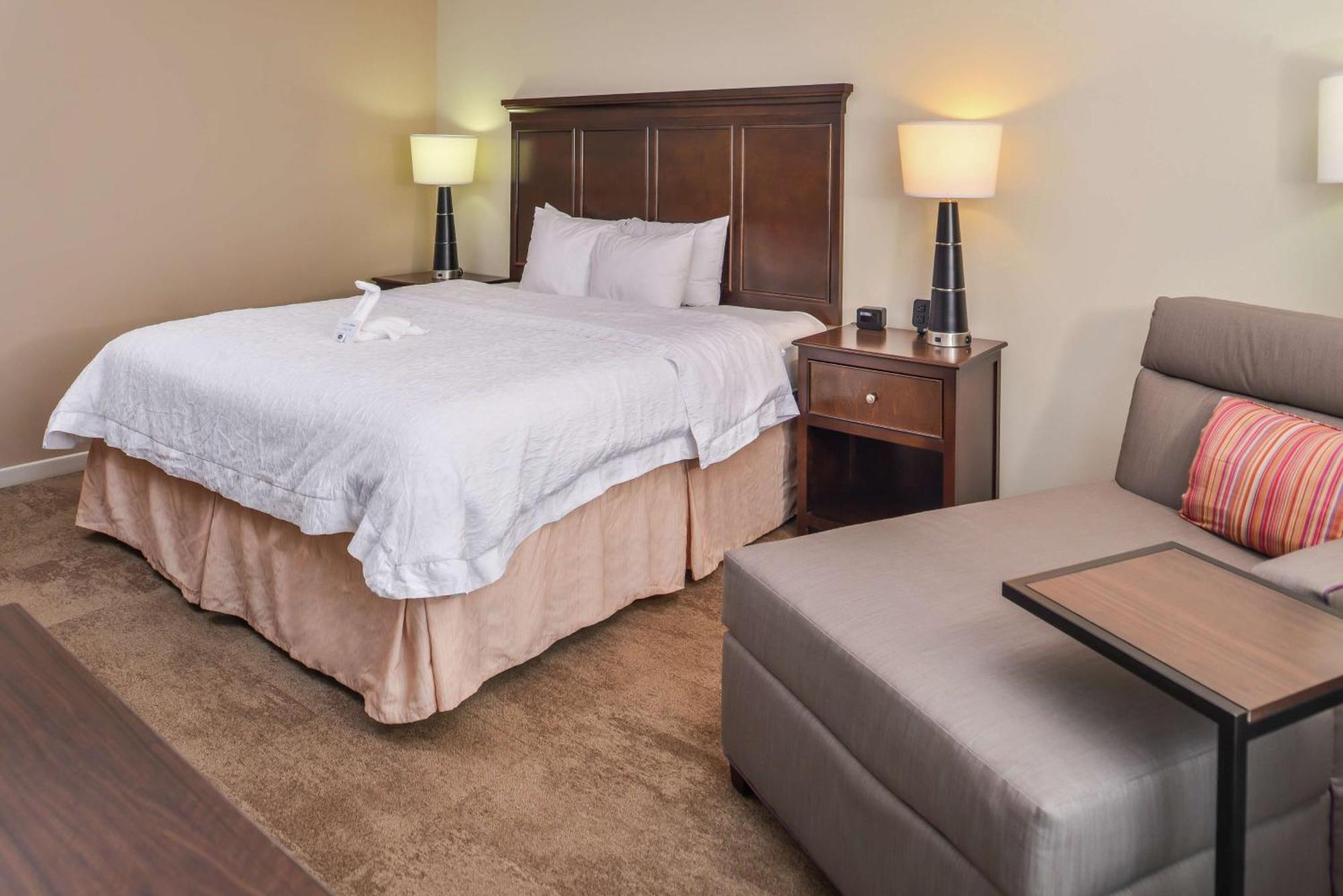 Hampton Inn & Suites Charlotte Arrowood Rd Exteriér fotografie