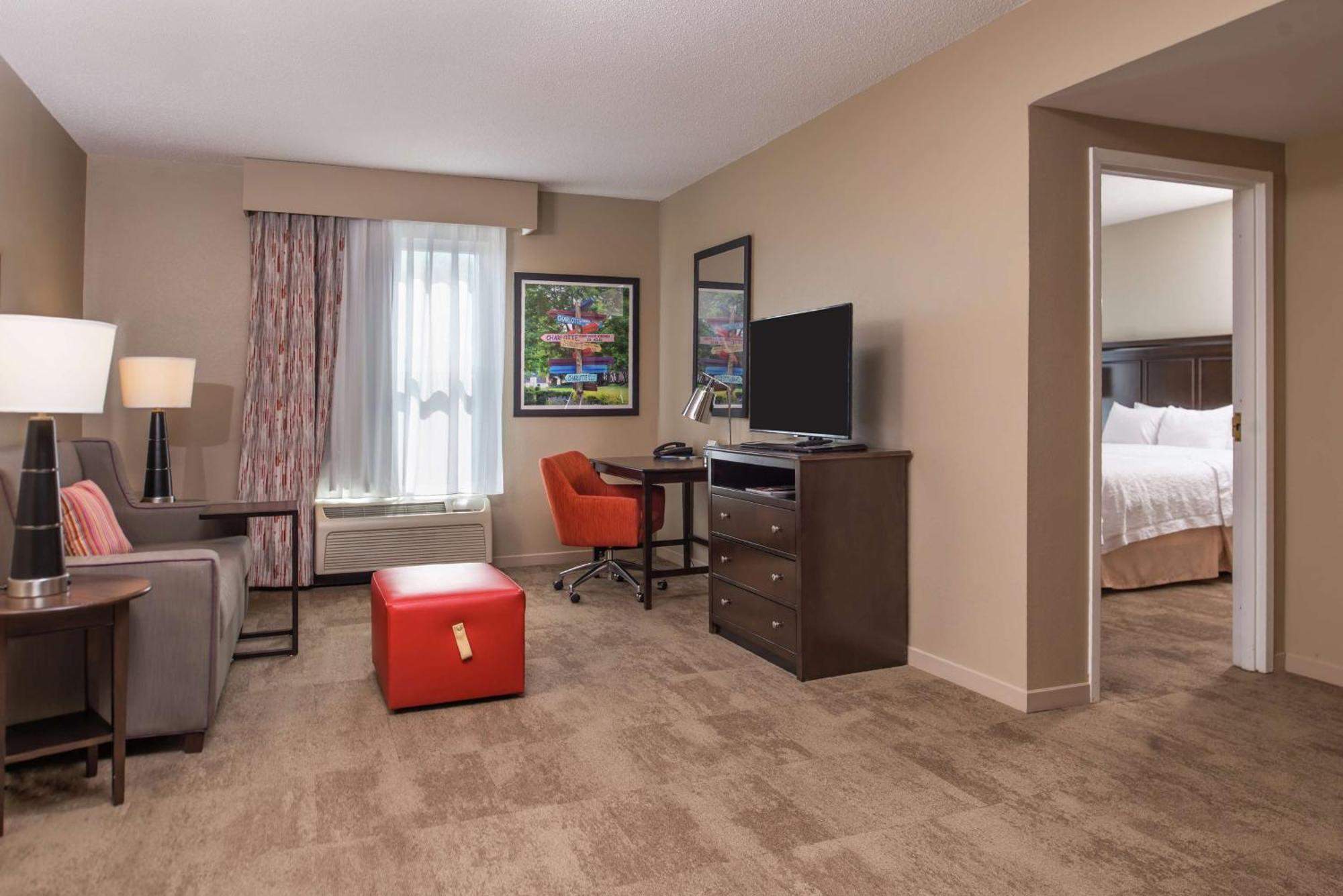 Hampton Inn & Suites Charlotte Arrowood Rd Exteriér fotografie