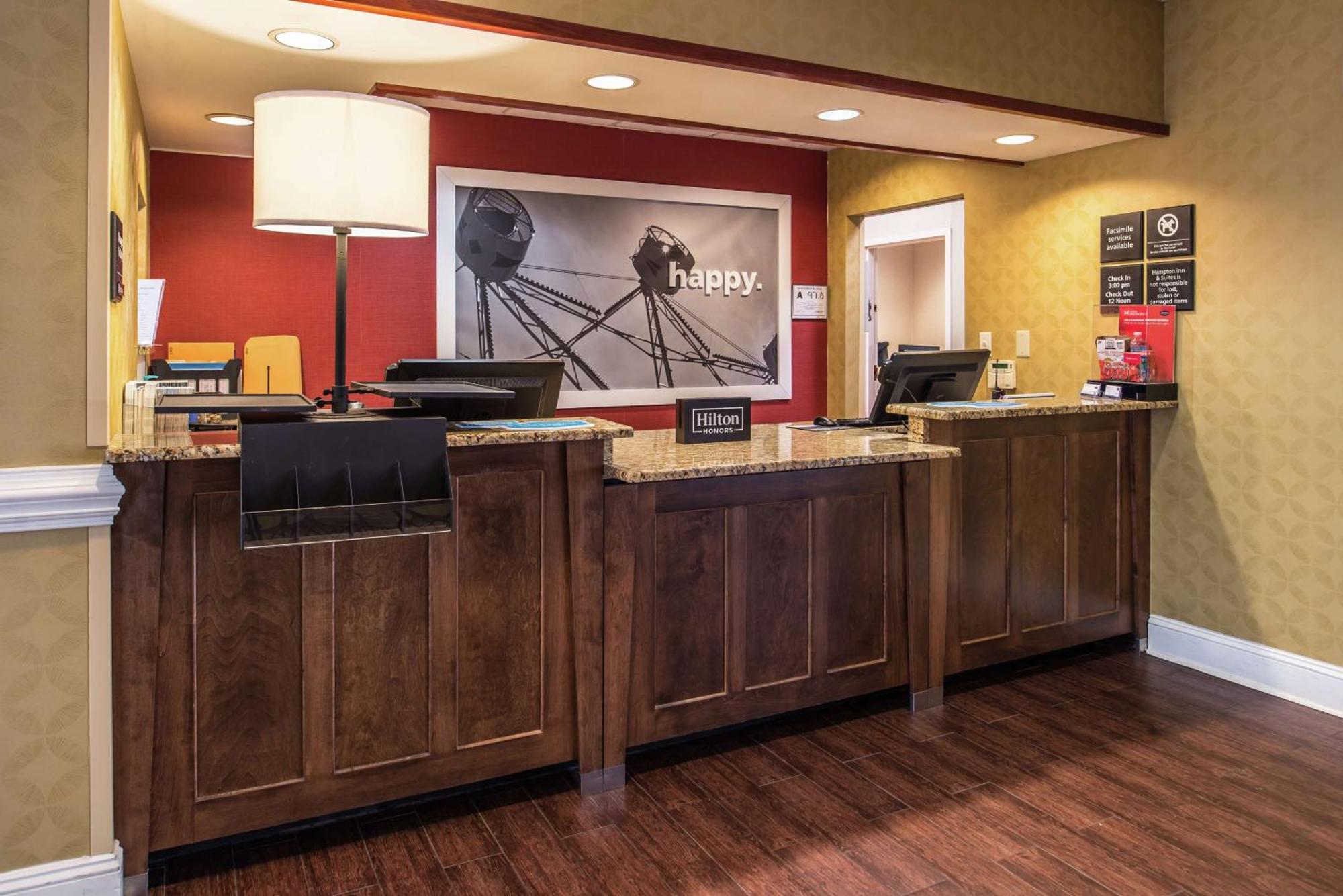 Hampton Inn & Suites Charlotte Arrowood Rd Exteriér fotografie