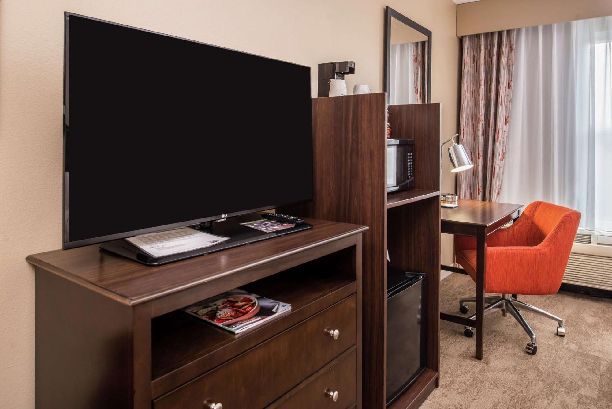 Hampton Inn & Suites Charlotte Arrowood Rd Exteriér fotografie